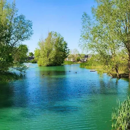 Hot Tub - York - Fishing Lakes - Free Parking - 5 Star Country Park - 1