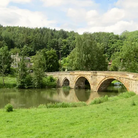 Hot Tub - York - Fishing Lakes - Free Parking - 5 Star Country Park - 1 Holiday home